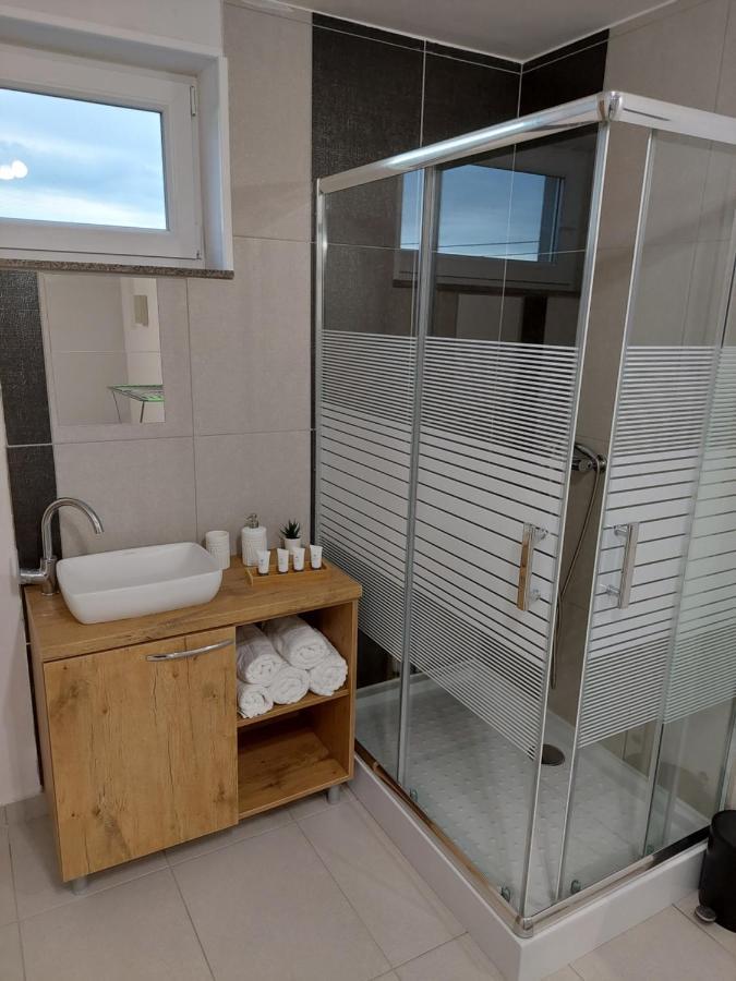 Апартаменти Apartma Vali Gradisca Екстер'єр фото